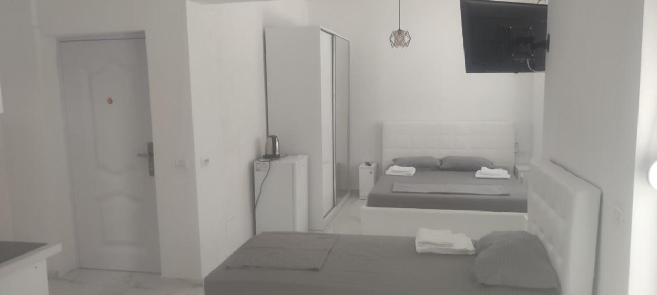 Golem Apartment エクステリア 写真