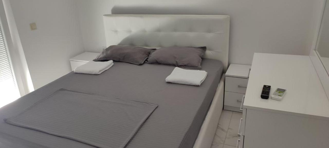 Golem Apartment エクステリア 写真